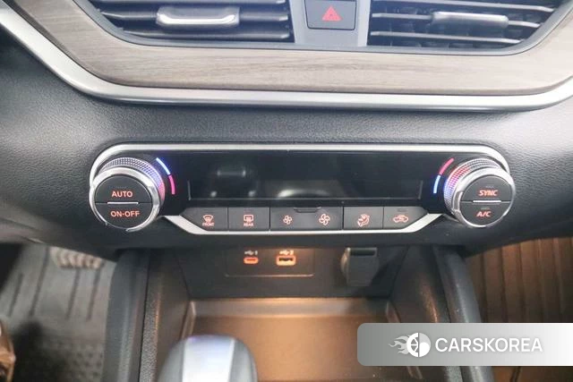 Nissan Teana id 4273097 из Китая 10