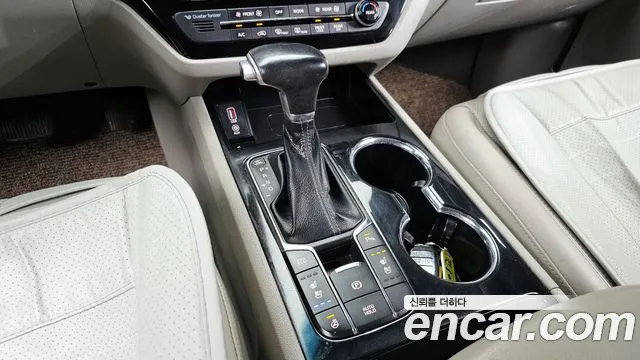 Kia The New Carnival id 2840136 из Кореи 19