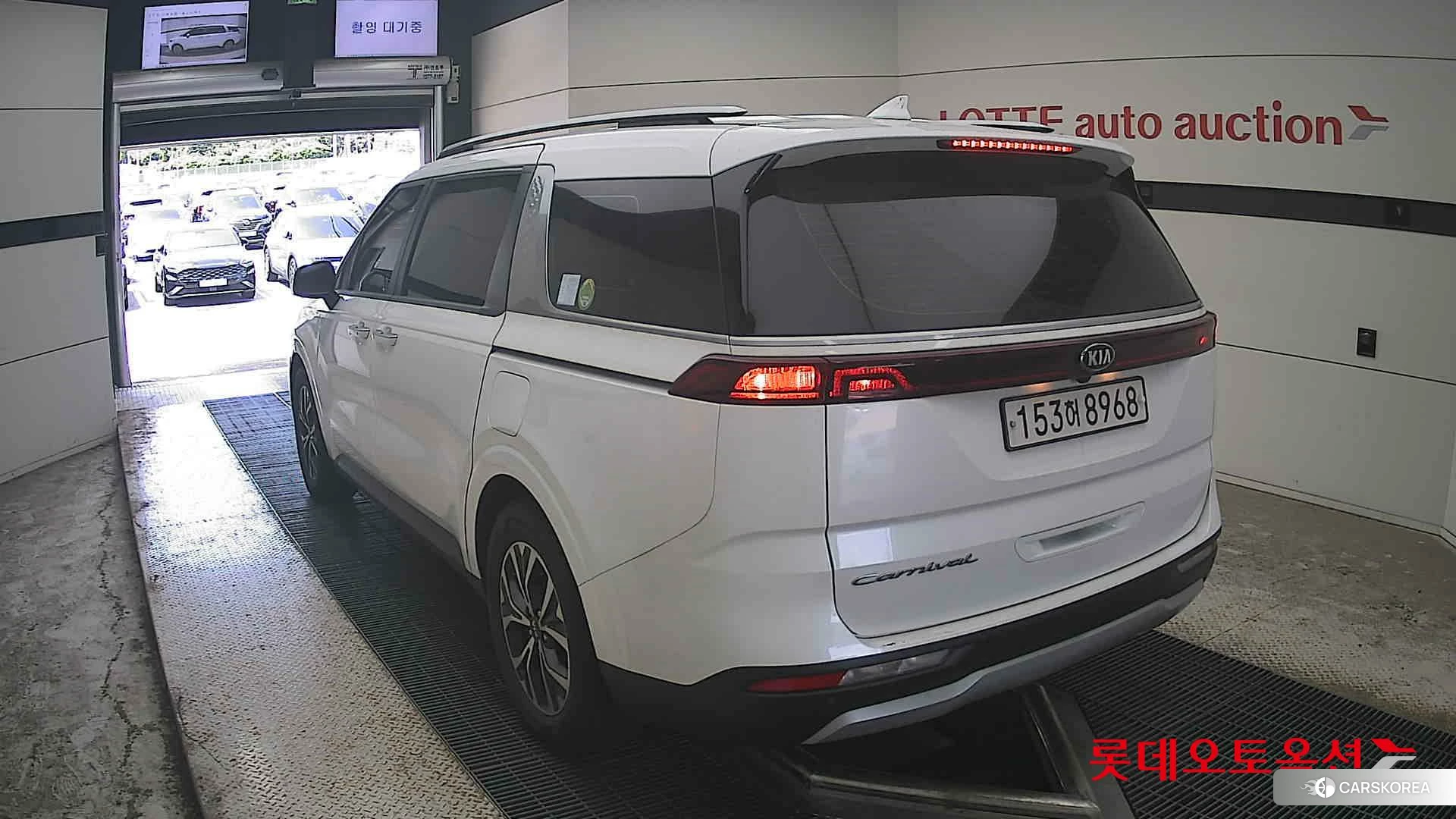 Kia Carnival id 4674173 из Кореи 35