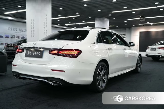 Mercedes-Benz E-class id 3920139 из Китая 11