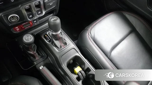 Jeep Wrangler (JL) id 3368292 из Кореи 19