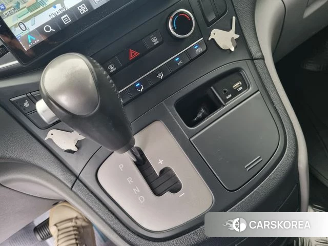 Hyundai The New Grand Starex id 4496869 из Кореи 19