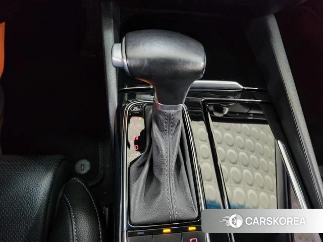 Kia Come New K7 id 4274961 из Кореи 19