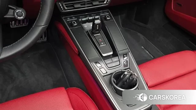 Porsche 911(992) id 3353618 из Кореи 19