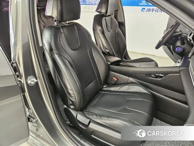 Hyundai Avante Hybrid (CN7) id 3443869 из Кореи 19