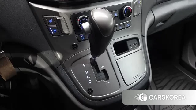 Hyundai The New Grand Starex id 3379965 из Кореи 19