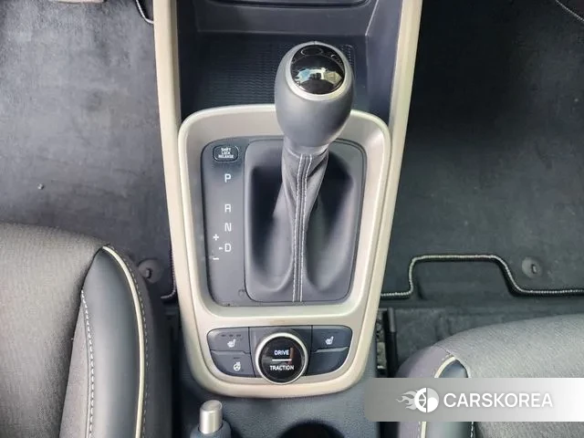 Hyundai Venue id 3187706 из Кореи 19