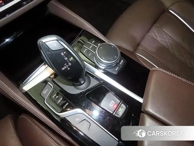 BMW 5 Series (G30) id 3757511 из Кореи 19