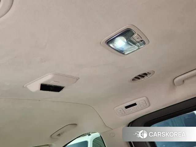 Hyundai Staria id 3757395 из Кореи 17