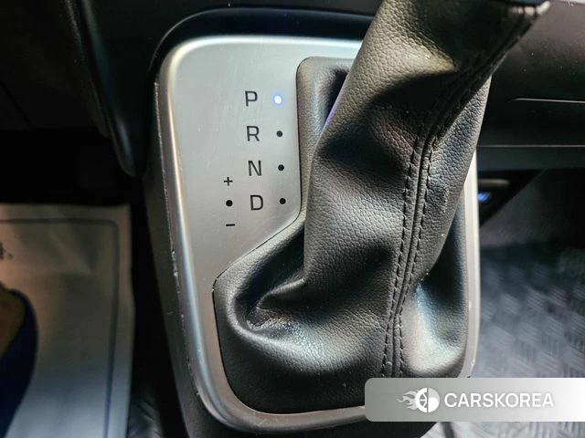 Hyundai Staria id 3940110 из Кореи 19