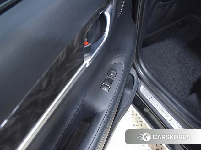 Hyundai Grandeur IG id 4390170 из Кореи 19