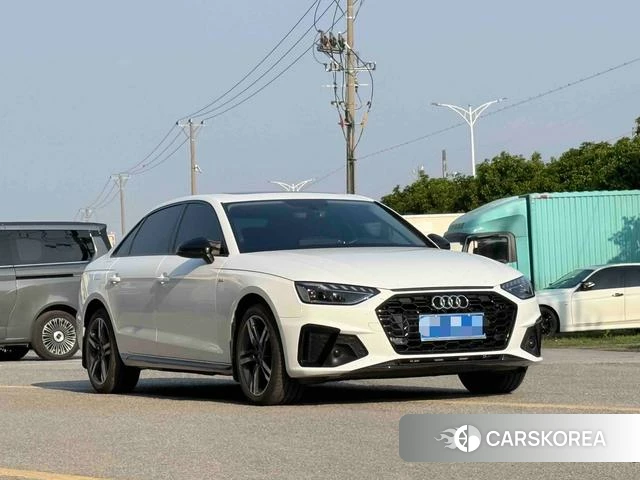 Audi A4L id 4265056 из Китая 16