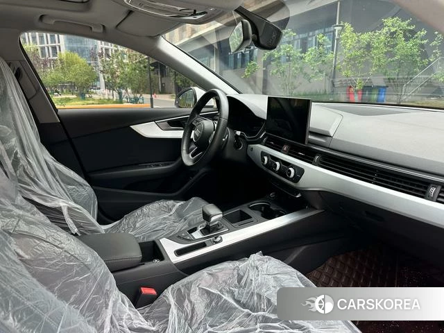 Audi A4L id 4263779 из Китая 14