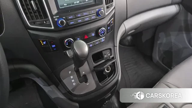 Hyundai The New Grand Starex id 3587823 из Кореи 19