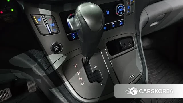 Hyundai The New Grand Starex id 3106852 из Кореи 19