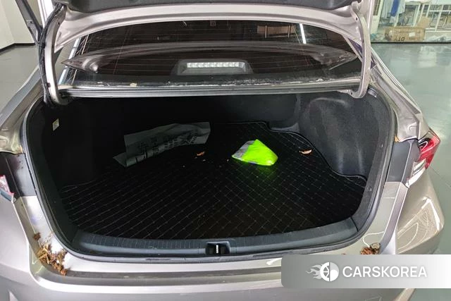Toyota Corolla id 4273389 из Китая 16