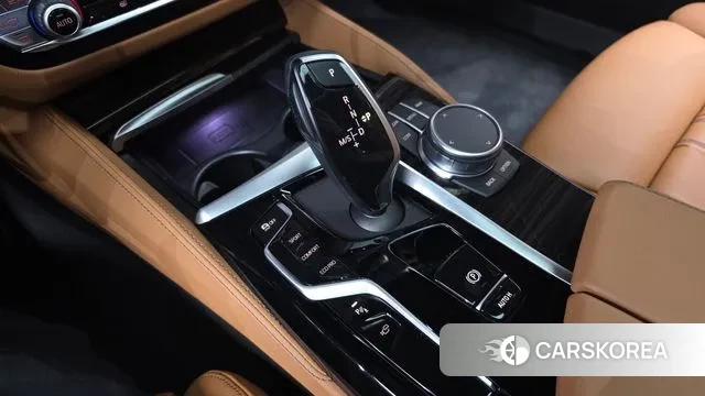 BMW 5 Series (G30) id 3616139 из Кореи 19