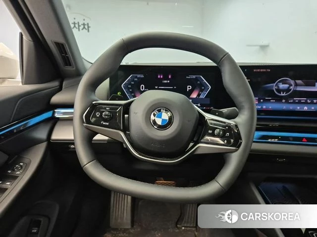 BMW 5 Series (G60) id 4546736 из Кореи 19