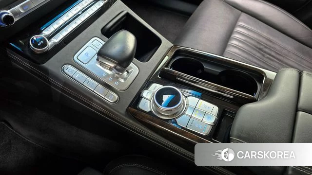 Genesis G90 id 4587085 из Кореи 32