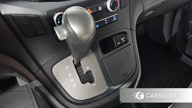 Hyundai The New Grand Starex id 3033553 из Кореи 19