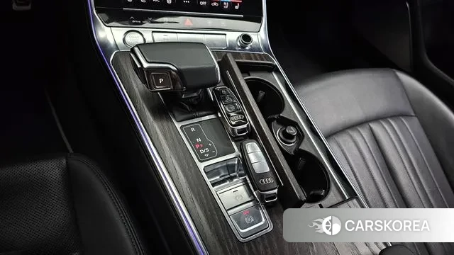 Audi A6 (C8) id 3045107 из Кореи 19