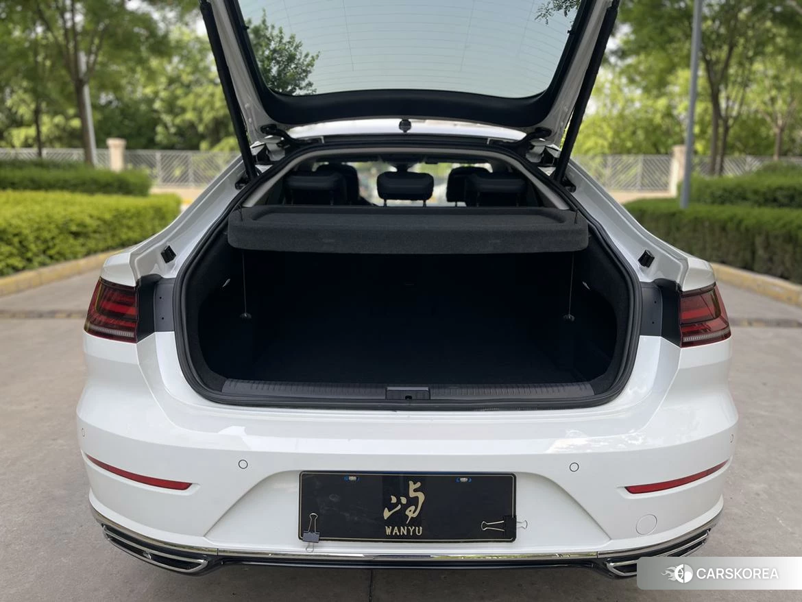 Volkswagen CC id 4510856 из Китая 12