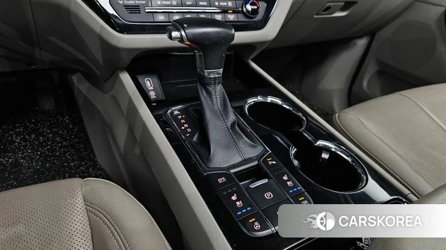 Kia The New Carnival id 4520752 из Кореи 32