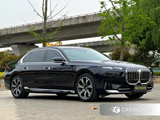 BMW 7 series id 4264655 из Китая 19