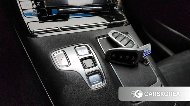 Hyundai The New Grandeur IG id 4224965 из Кореи 19