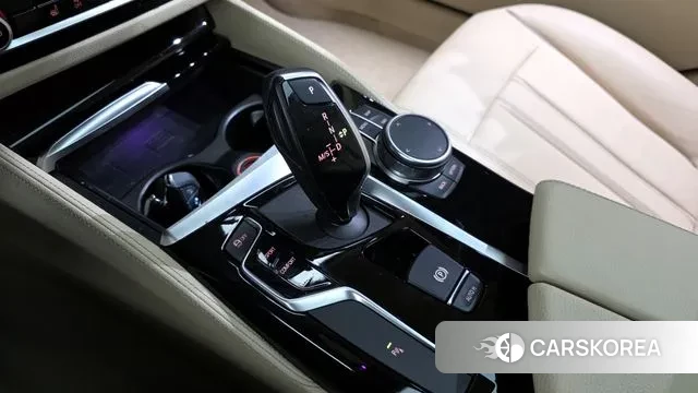 BMW 5 Series (G30) id 3379991 из Кореи 19