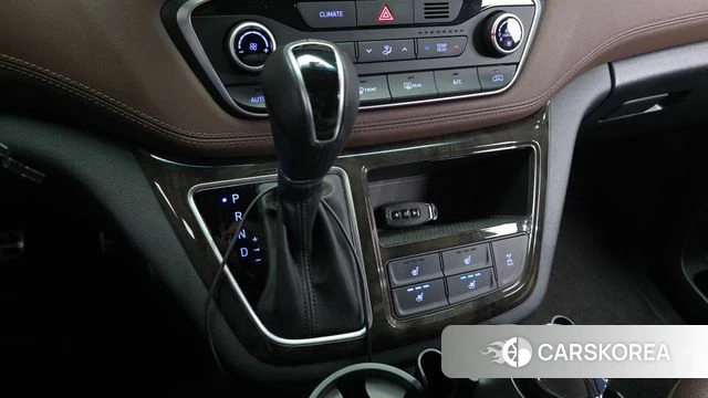 Hyundai The New Grand Starex id 3800817 из Кореи 19