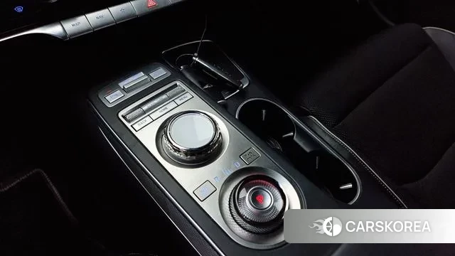 Genesis GV70 id 2884312 из Кореи 19