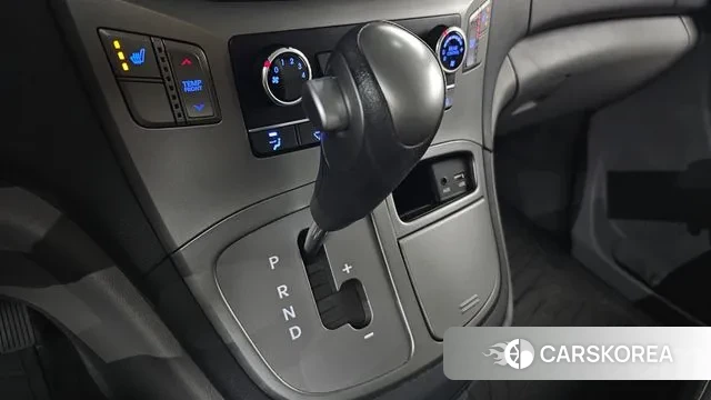 Hyundai The New Grand Starex id 3656025 из Кореи 19