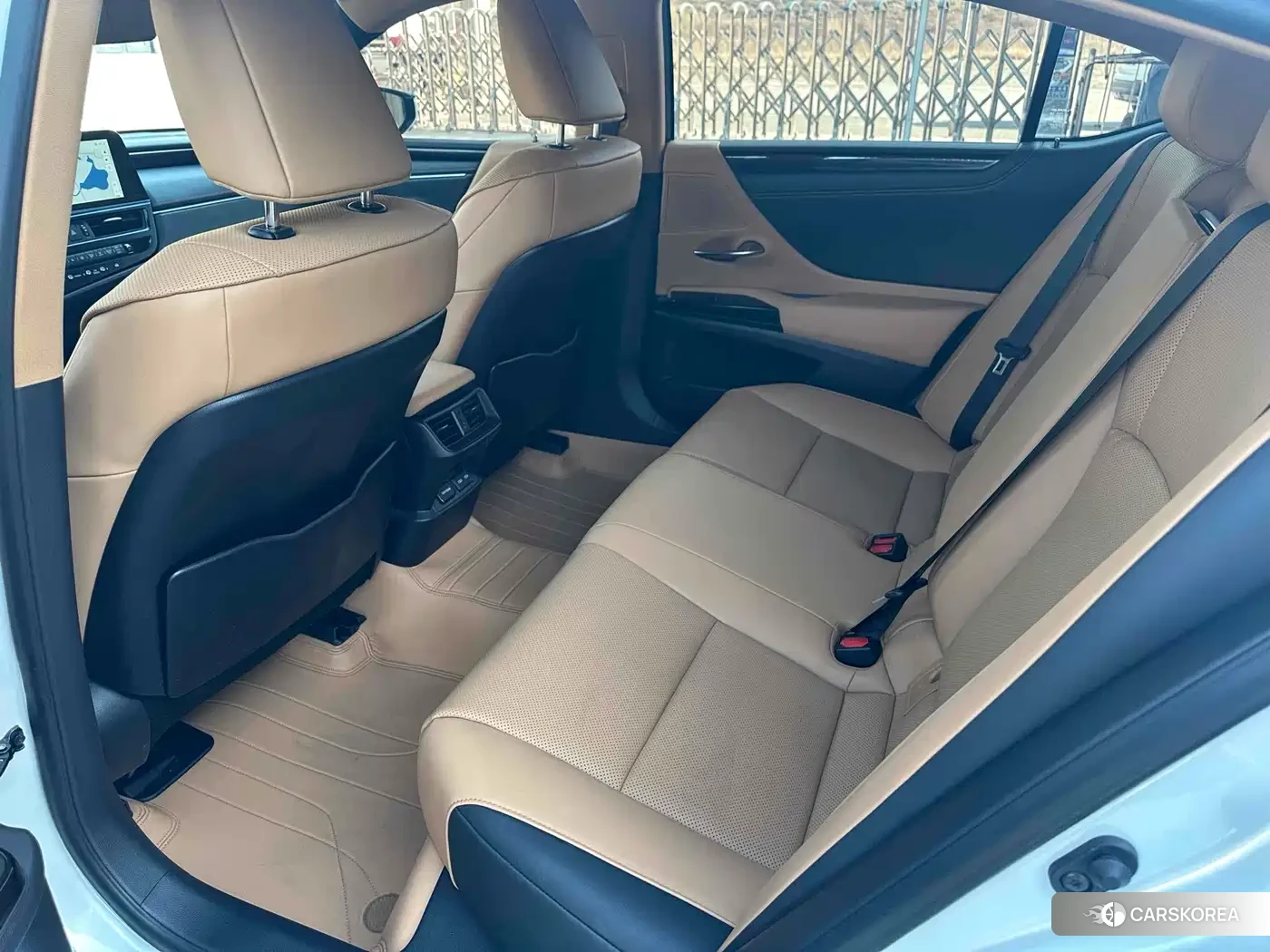Lexus ES id 4553819 из Китая 14