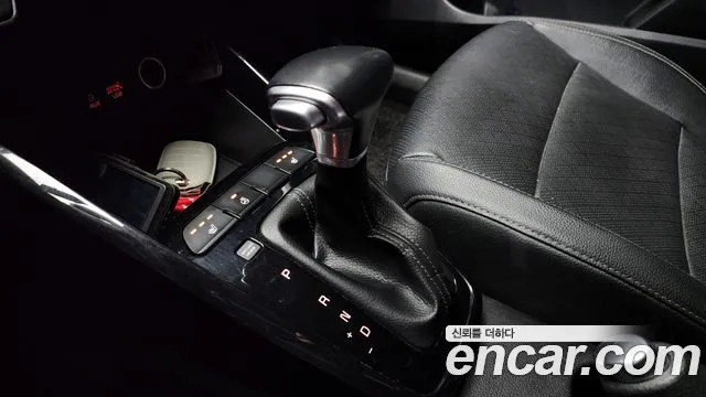 Kia Stonic id 2937429 из Кореи 19