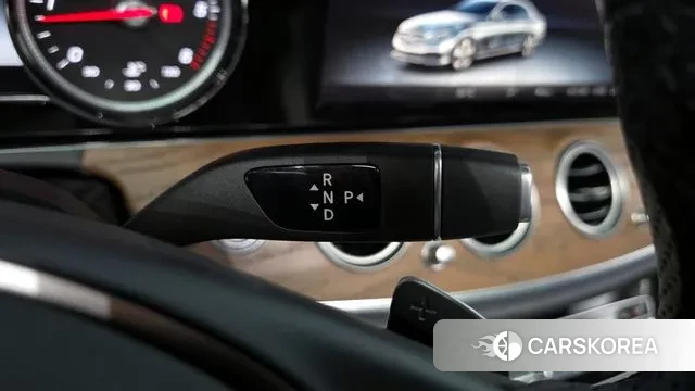 Mercedes-Benz E-Class W213 id 3766669 из Кореи 19