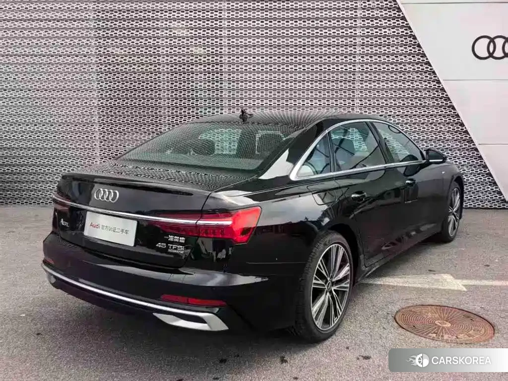 Audi A6L id 4622461 из Китая 11