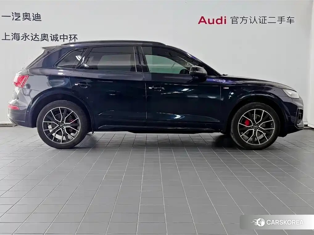 Audi Q5L id 4514304 из Китая 14