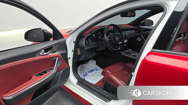 Kia Stinger id 4780472 из Кореи 33