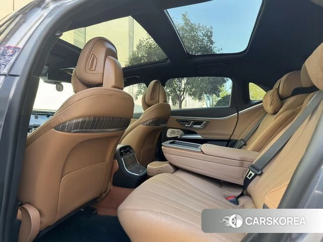 Mercedes-Benz E-class id 4279239 из Китая 9