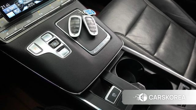 Hyundai The New Grandeur IG Hybrid id 4324156 из Кореи 19