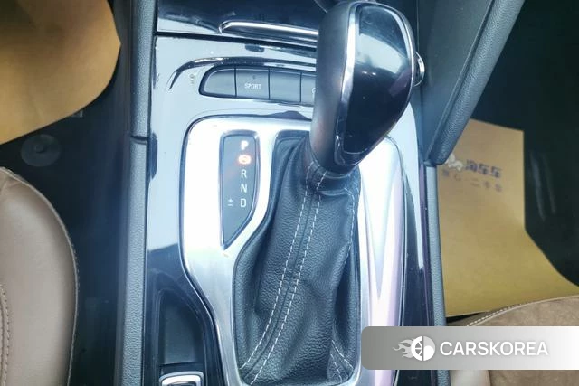 Buick Regal id 3803980 из Китая 16