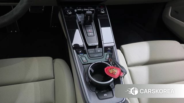 Porsche 911(992) id 4410132 из Кореи 19