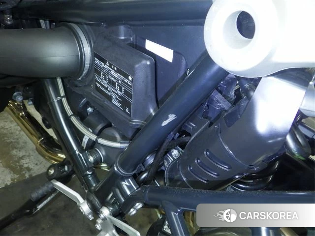 Проданный BMW R NINE T SCRAMBLER id 4191179 из Японии, фото 23