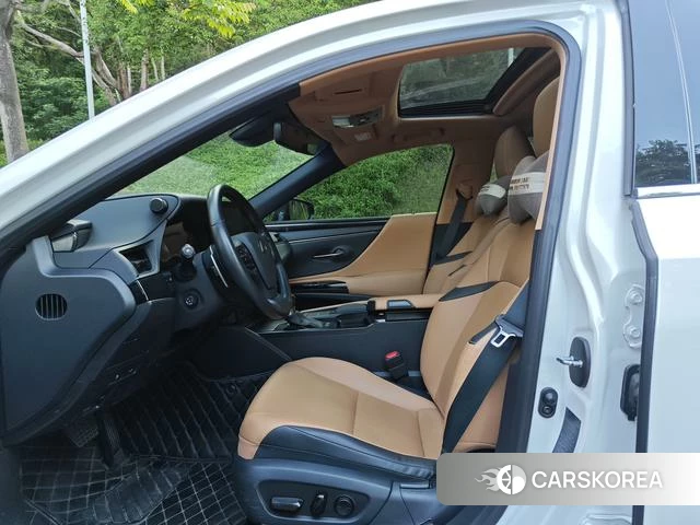 Lexus ES id 4278043 из Китая 20