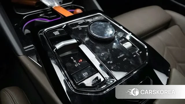 BMW 5 Series (G60) id 3560175 из Кореи 19