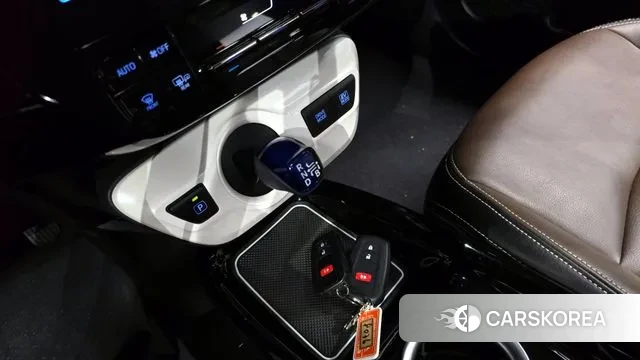Toyota Prius 4th Generation id 3019012 из Кореи 19