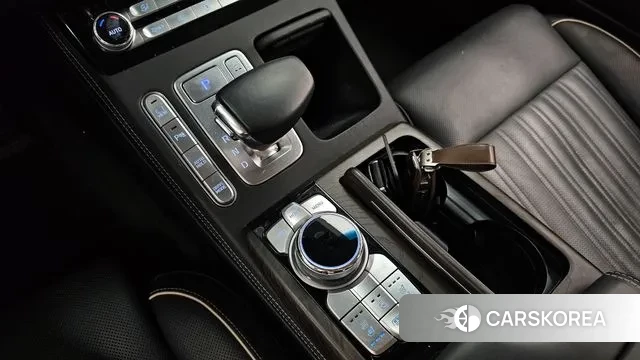 Genesis G90 id 3054863 из Кореи 19