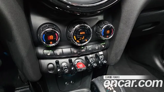 Mini Cooper S id 2660476 из Кореи 19