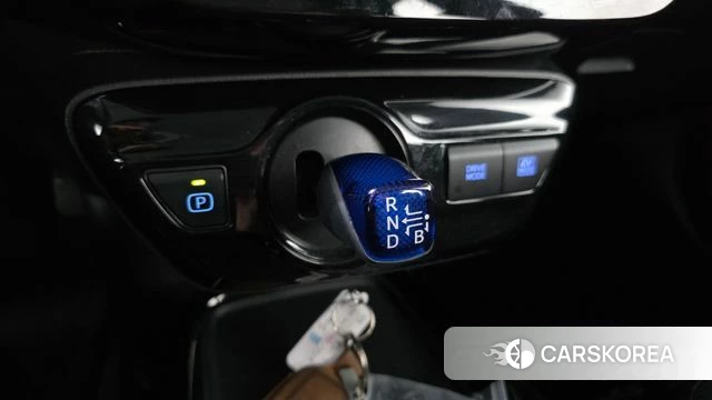 Toyota Prius 4th Generation id 4244366 из Кореи 31